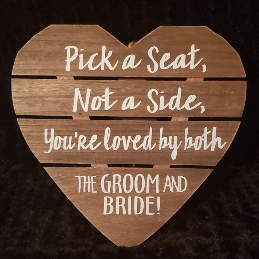 🍒 Wedding Sign